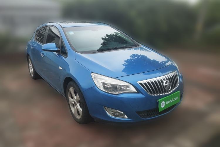 Used Buick GT 2010 XT 1.6T Fashion Sport Edition Front Right 45 Deg