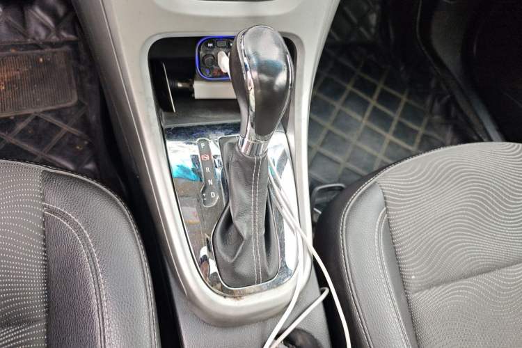 Used Buick GT 2010 GT 1.6T Fashion Sport Edition Gear Lever
