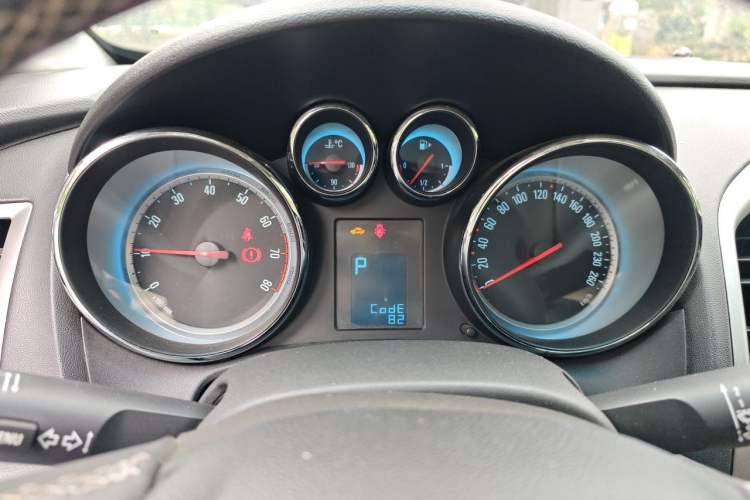 Used Buick GT 2010 GT 1.6T Fashion Sport Edition Instrument Cluster