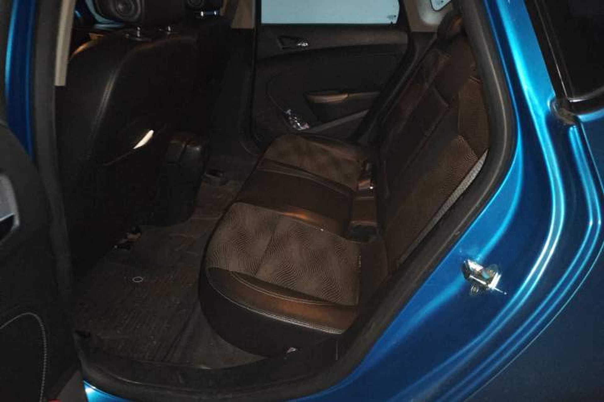 Used Buick GT 2010 XT 1.6T Fashion Sport Edition Left Rear Seat