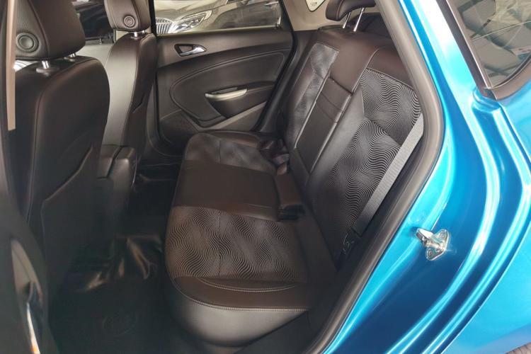 Used Buick GT 2010 XT 1.8L Automatic Fashion Edition Left Rear Seat