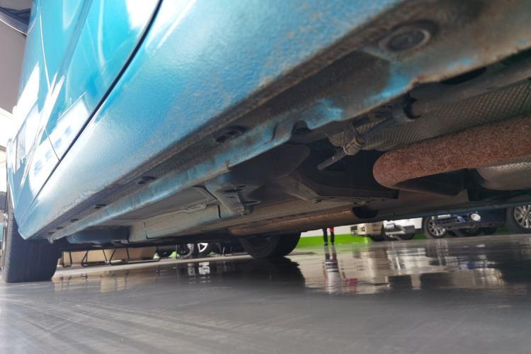 Used Buick GT 2010 XT 1.8L Automatic Fashion Edition Left Side Sill