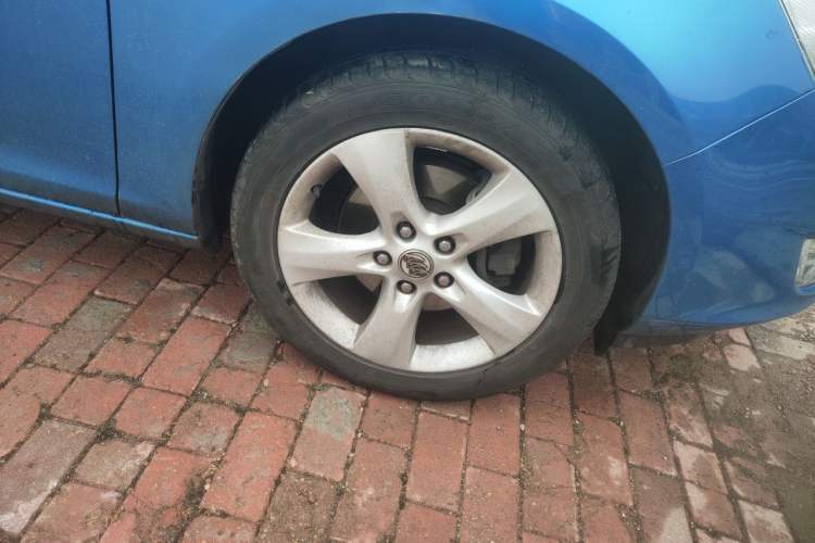 Used Buick GT 2010 XT 1.6T Fashion Sport Edition Right Front Wheel Hub