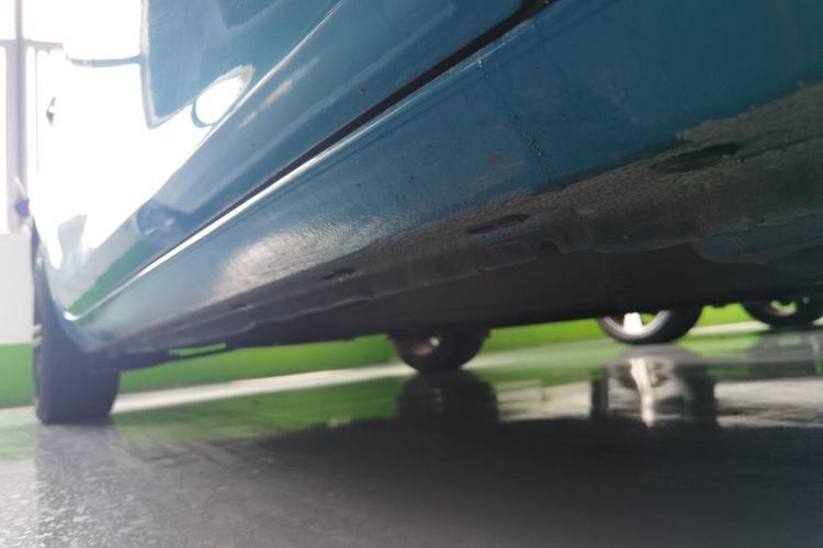 Used Buick GT 2010 XT 1.8L Automatic Fashion Edition Right Side Sill