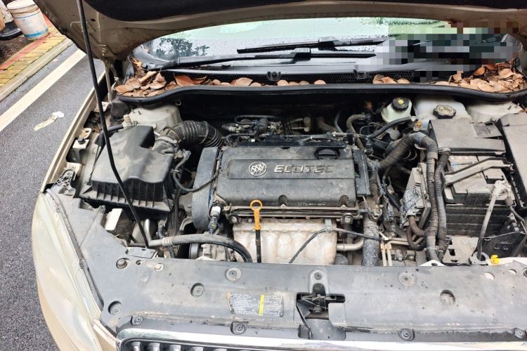 Used Buick GT 2010 GT 1.6L Automatic Fashion Edition Engine Bay Right