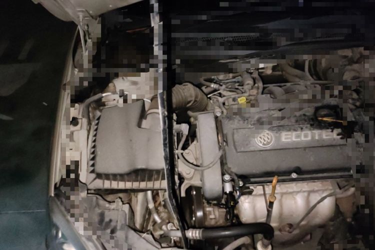 Used Buick GT 2010 GT 1.6L Automatic Fashion Edition Engine Bay Right