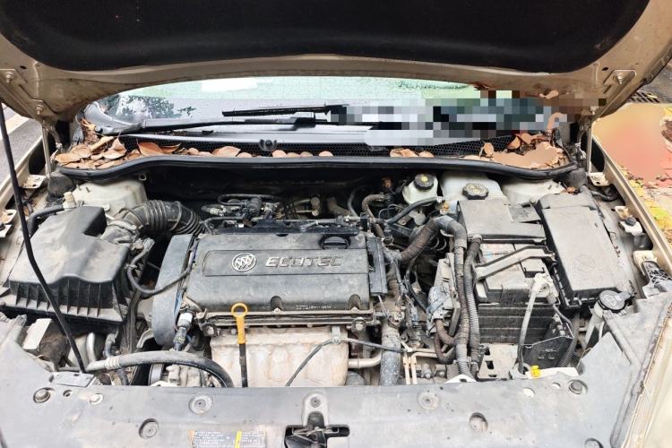 Used Buick GT 2010 GT 1.6L Automatic Fashion Edition Engine Bay