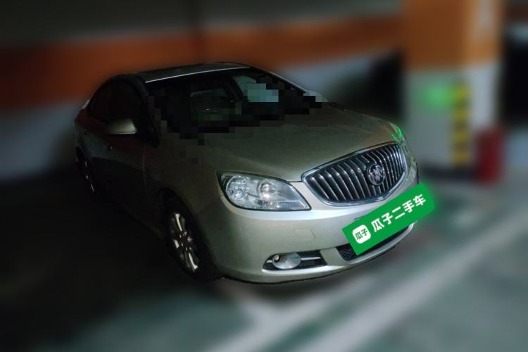 Used Buick GT 2010 GT 1.6L Automatic Fashion Edition Front Right 45 Deg