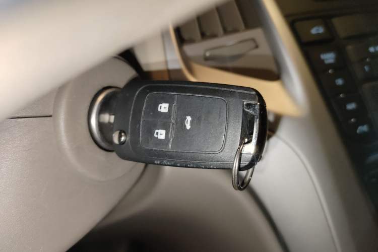 Used Buick GT 2010 GT 1.6L Automatic Fashion Edition Vehicle Key