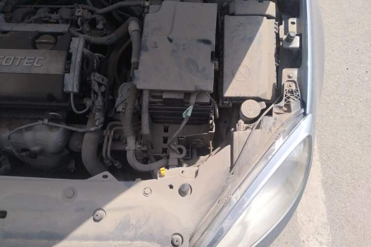 Used Buick GT 2010 GT 1.6L Automatic Fashion Edition Engine Bay Left