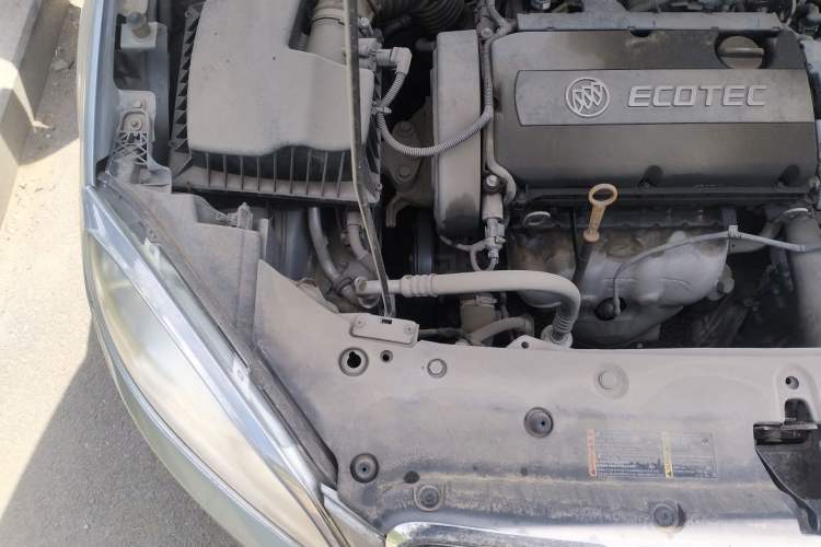 Used Buick GT 2010 GT 1.6L Automatic Fashion Edition Engine Bay Right