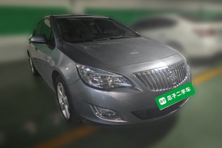 Used Buick GT 2010 XT 1.6T Fashion Sport Edition Front Right 45 Deg