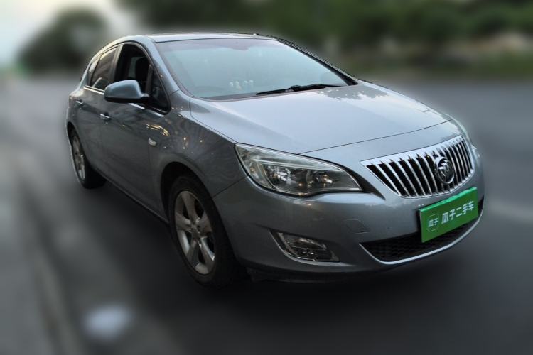 Used Buick GT 2010 XT 1.6T Fashion Sport Edition Front Right 45 Deg