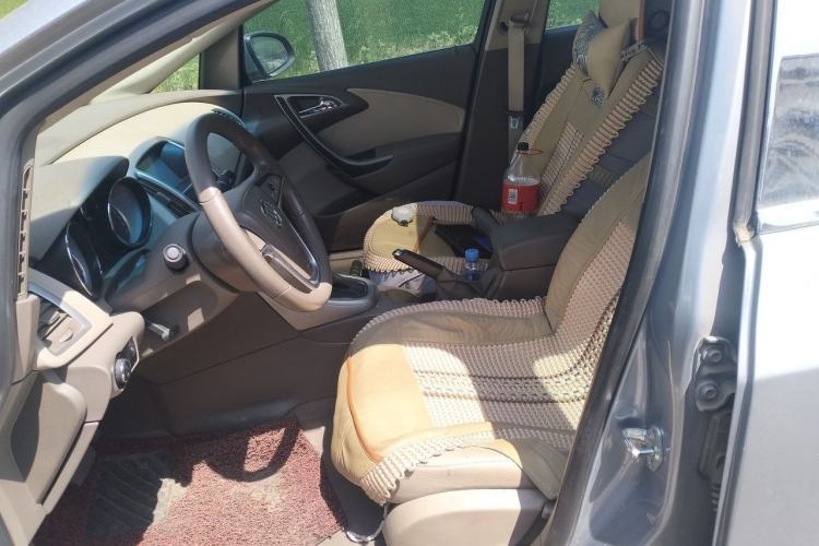 Used Buick GT 2010 GT 1.6L Automatic Fashion Edition Left Front Seat