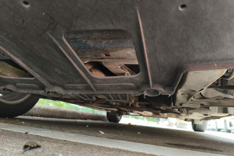 Used Buick GT 2010 GT 1.6L Manual Entry-Level Model Chassis Front