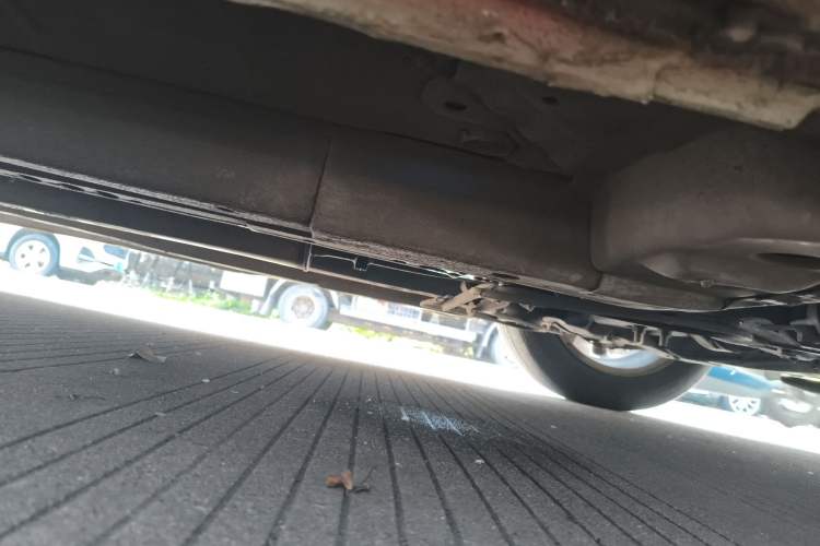 Used Buick GT 2010 GT 1.6L Manual Entry-Level Model Chassis Front Right