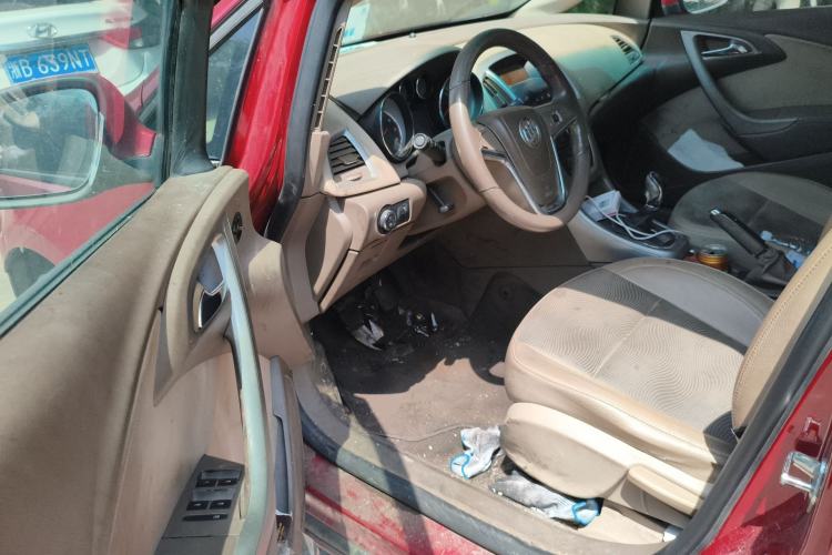 Used Buick GT 2010 GT 1.6L Manual Entry-Level Model Driver Seat