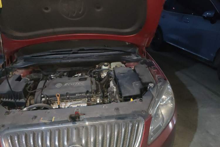 Used Buick GT 2010 GT 1.6L Automatic Fashion Edition Engine Bay Left