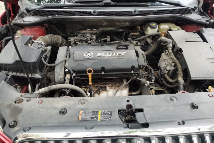 Used Buick GT 2010 GT 1.6L Automatic Fashion Edition Engine Bay