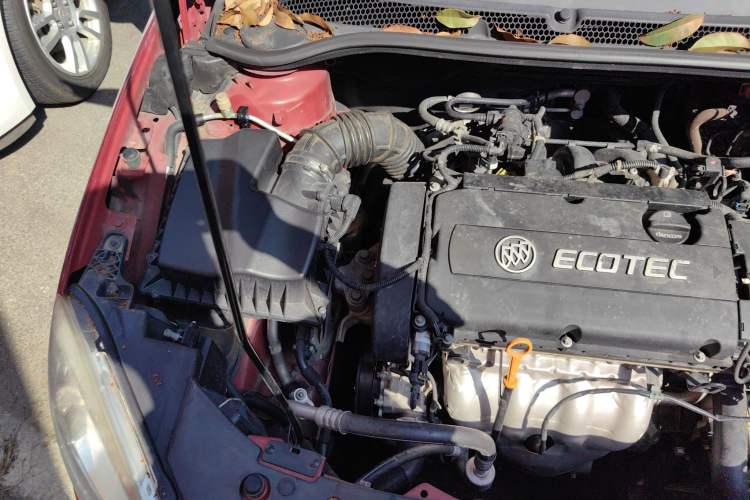 Used Buick GT 2010 GT 1.6L Automatic Fashion Edition Engine Bay Right