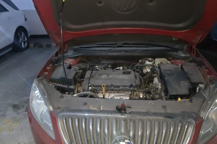 Used Buick GT 2010 GT 1.6L Automatic Fashion Edition Engine Bay Right