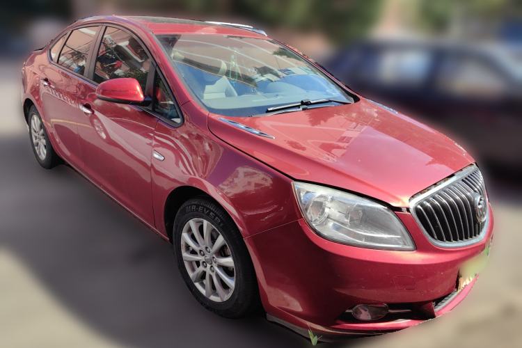 Used Buick GT 2010 GT 1.6L Automatic Fashion Edition Front Right 45 Deg