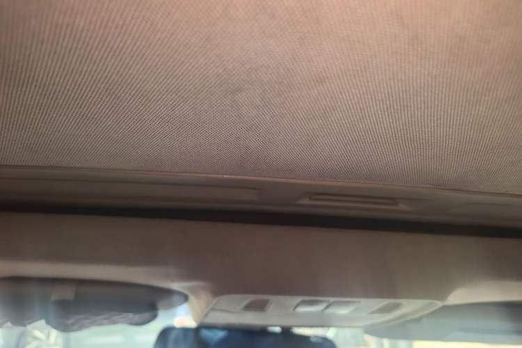 Used Buick GT 2010 GT 1.6L Automatic Fashion Edition Headliner
