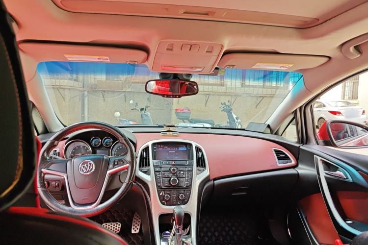 Used Buick GT 2010 GT 1.6T New Edge Sport Edition Headliner