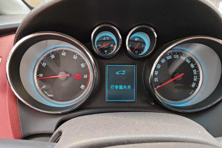 Used Buick GT 2010 GT 1.6T New Edge Sport Edition Instrument Cluster