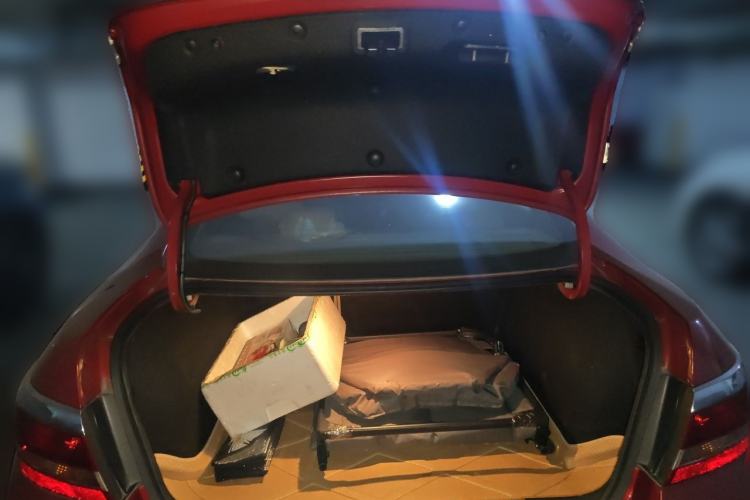 Used Buick GT 2010 GT 1.6L Automatic Fashion Edition Trunk