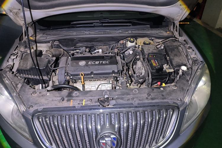 Used Buick GT 2010 GT 1.6L Automatic Fashion Edition Engine Bay