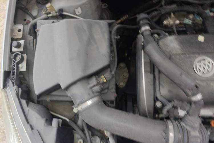Used Buick GT 2010 XT 1.6T Fashion Sport Edition Engine Bay Right