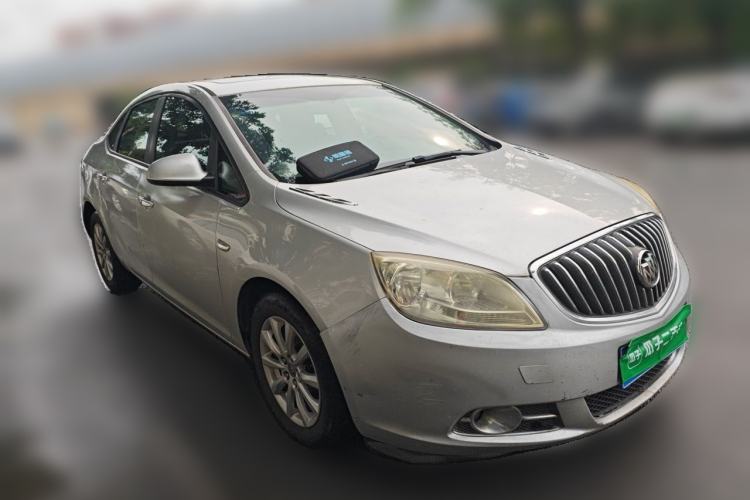Used Buick GT 2010 GT 1.6L Manual Entry-Level Model Front Right 45 Deg
