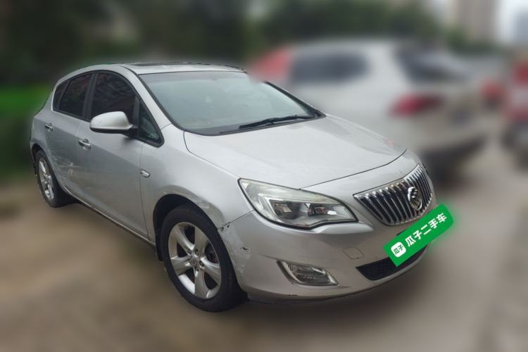 Used Buick GT 2010 XT 1.6T Fashion Sport Edition Front Right 45 Deg