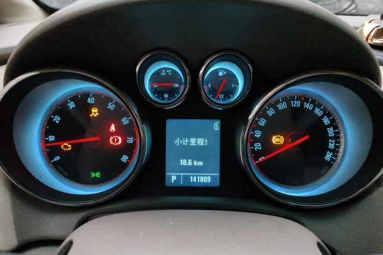 Used Buick GT 2010 GT 1.8L Automatic Luxury Edition Instrument Cluster