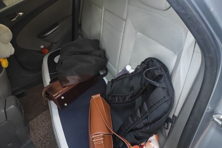 Used Buick GT 2010 XT 1.6L Automatic Fashion Edition Left Rear Seat