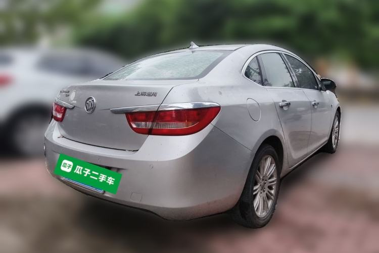 Used Buick GT 2010 GT 1.8L Automatic Luxury Edition Rear Right 45 Deg