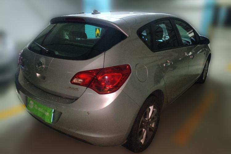 Used Buick GT 2010 XT 1.8L Automatic Fashion Edition Rear Right 45 Deg