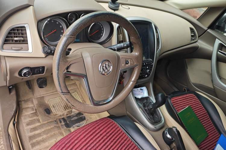 Used Buick GT 2010 GT 1.6L Manual Entry-Level Model Steering Wheel