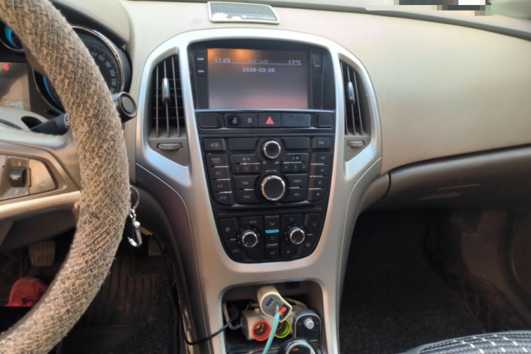 Used Buick GT 2010 GT 1.6L Manual Entry-Level Model Audio And AC Panel