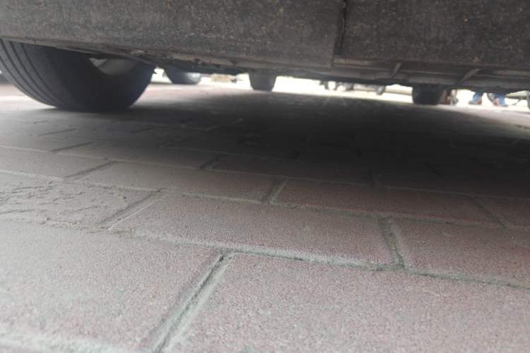 Used Buick GT 2010 XT 1.6L Manual Entry-Level Model Chassis Front