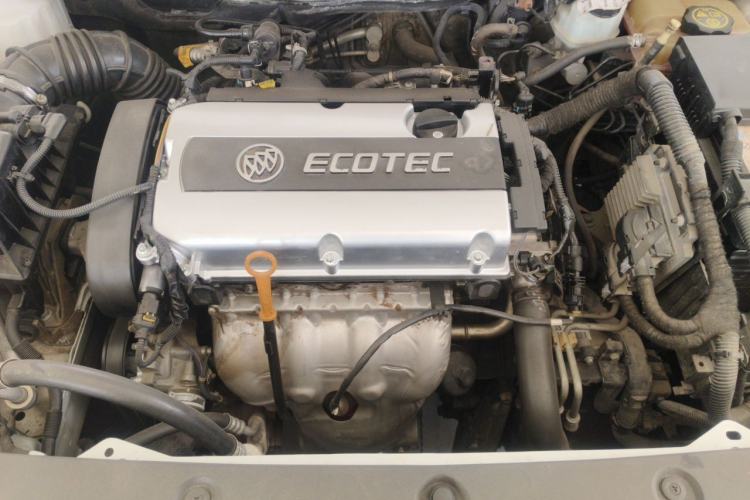 Used Buick GT 2010 GT 1.6L Automatic Fashion Edition Engine Bay