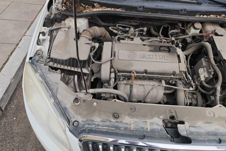 Used Buick GT 2010 GT 1.6L Automatic Fashion Edition Engine Bay Right