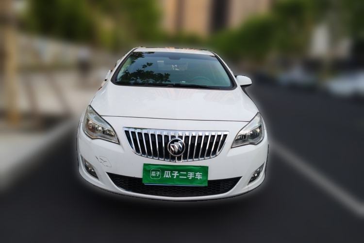 Used Buick GT 2010 XT 1.8L Automatic Fashion Edition Front