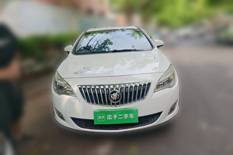 Used Buick GT 2010 XT 1.8L Automatic Fashion Edition Front