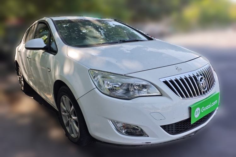 Used Buick GT 2010 XT 1.6L Automatic Fashion Edition Front Right 45 Deg