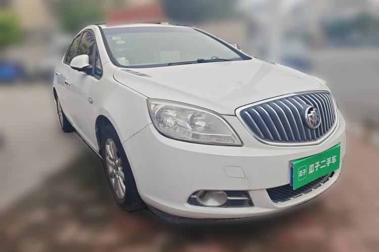 Used Buick GT 2010 GT 1.6L Automatic Fashion Edition Front Right 45 Deg