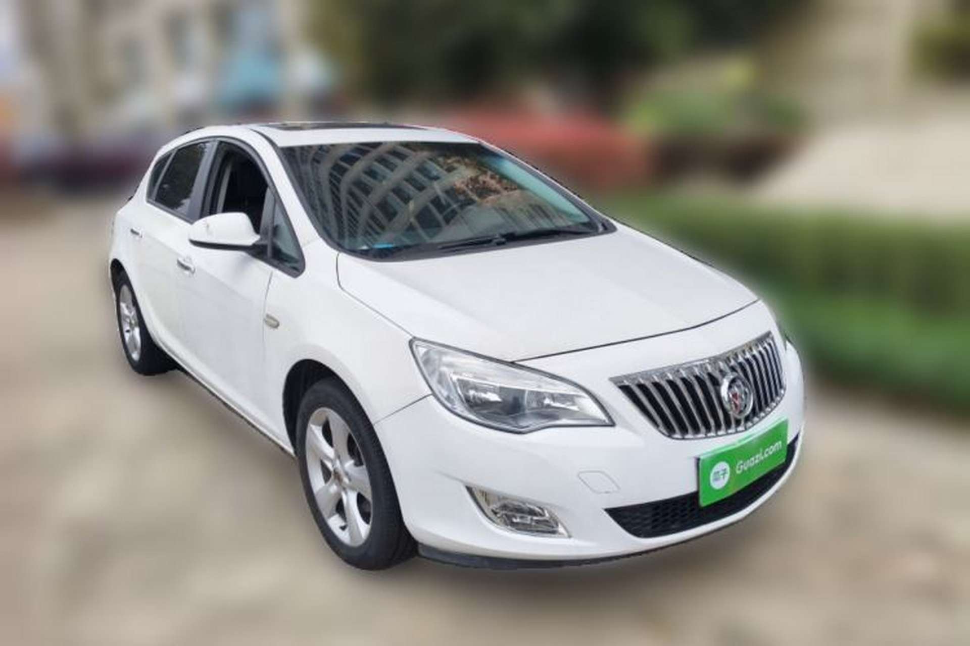 Used Buick GT 2010 XT 1.6T Fashion Sport Edition Front Right 45 Deg