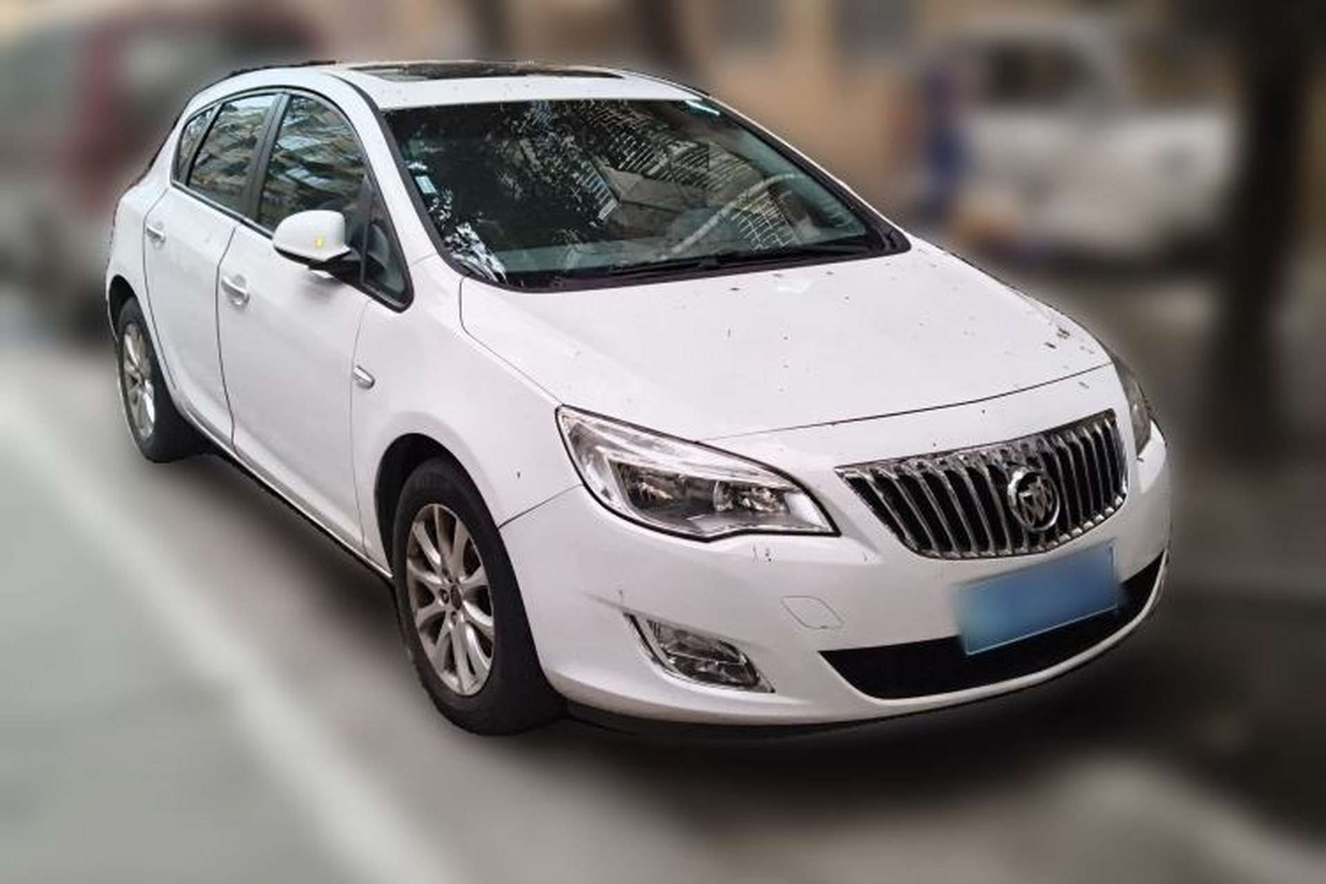 Used Buick GT 2010 XT 1.6L Automatic Fashion Edition Front Right 45 Deg