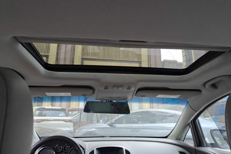 Used Buick GT 2010 XT 1.6L Manual Entry-Level Model Headliner